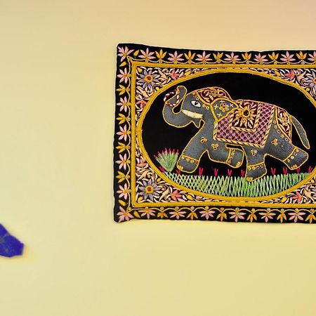 Royal Penguin Boutique Hotel & Spa Kathmandu Rum bild