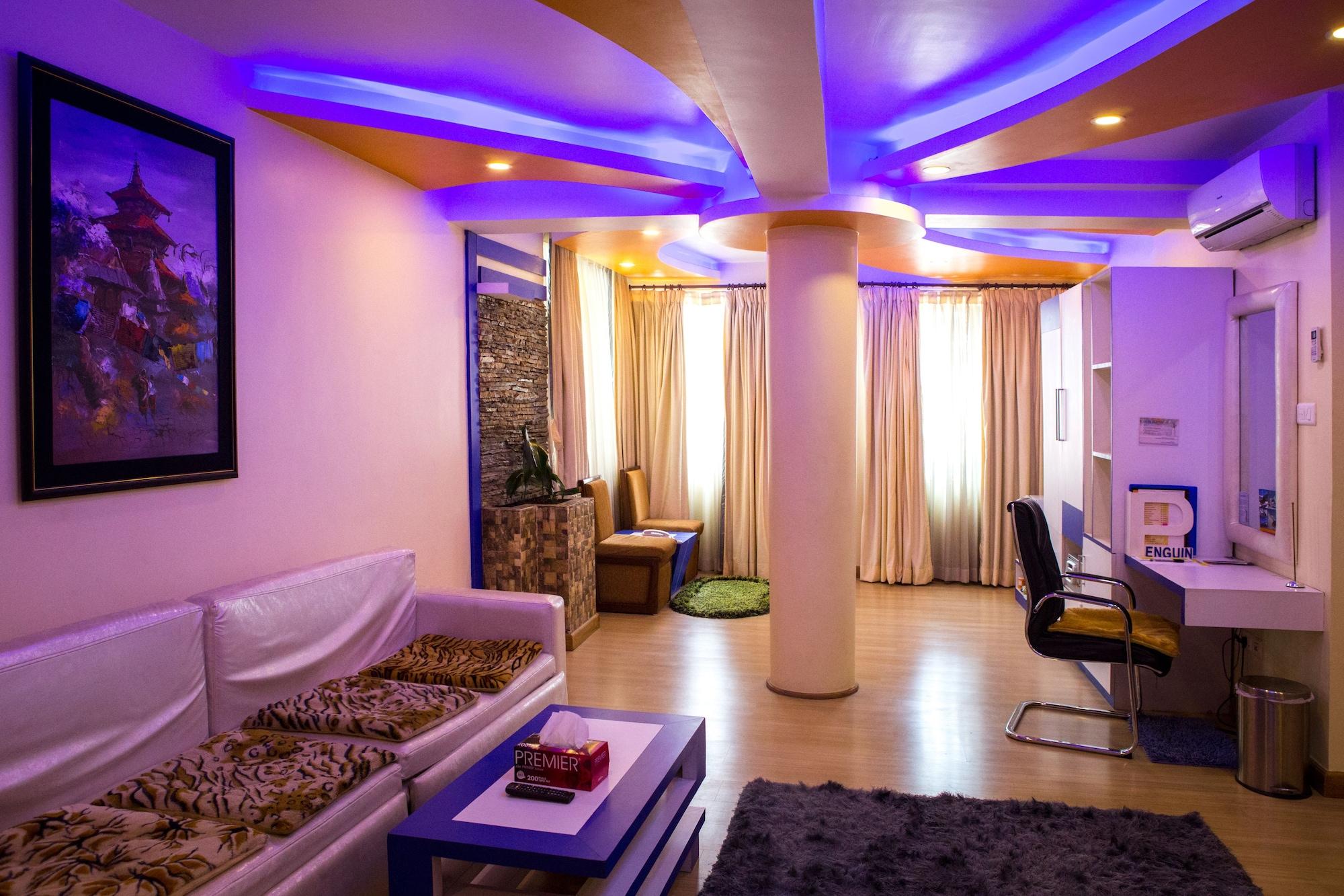 Royal Penguin Boutique Hotel & Spa Kathmandu Exteriör bild