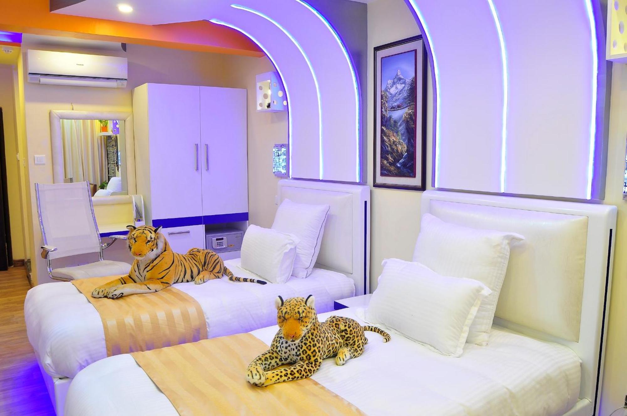 Royal Penguin Boutique Hotel & Spa Kathmandu Rum bild